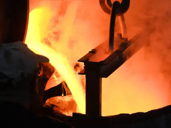 Titanium sponge processing and smelting Titanium sponge processing and smelting